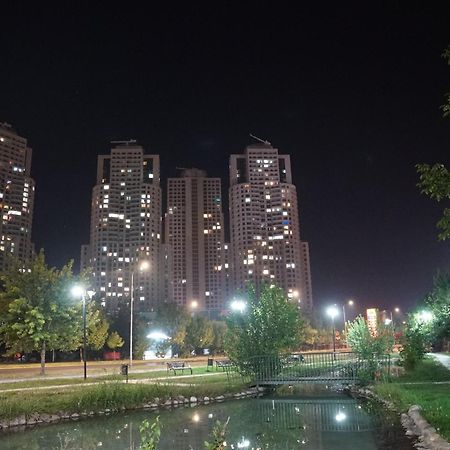 Skopje Sky City 19Th Floor Twin & 12Th Floor & 25Th & 33 Floor Apartments & With Pool & Spa & Gym & Parking Included In Price المظهر الخارجي الصورة