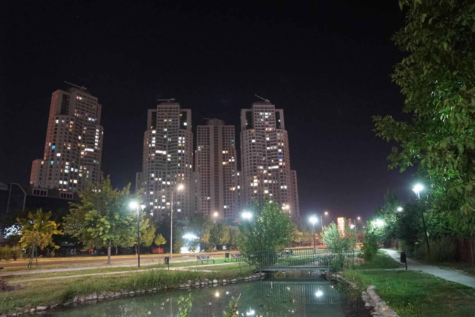 Skopje Sky City 19Th Floor Twin & 12Th Floor & 25Th & 33 Floor Apartments & With Pool & Spa & Gym & Parking Included In Price المظهر الخارجي الصورة