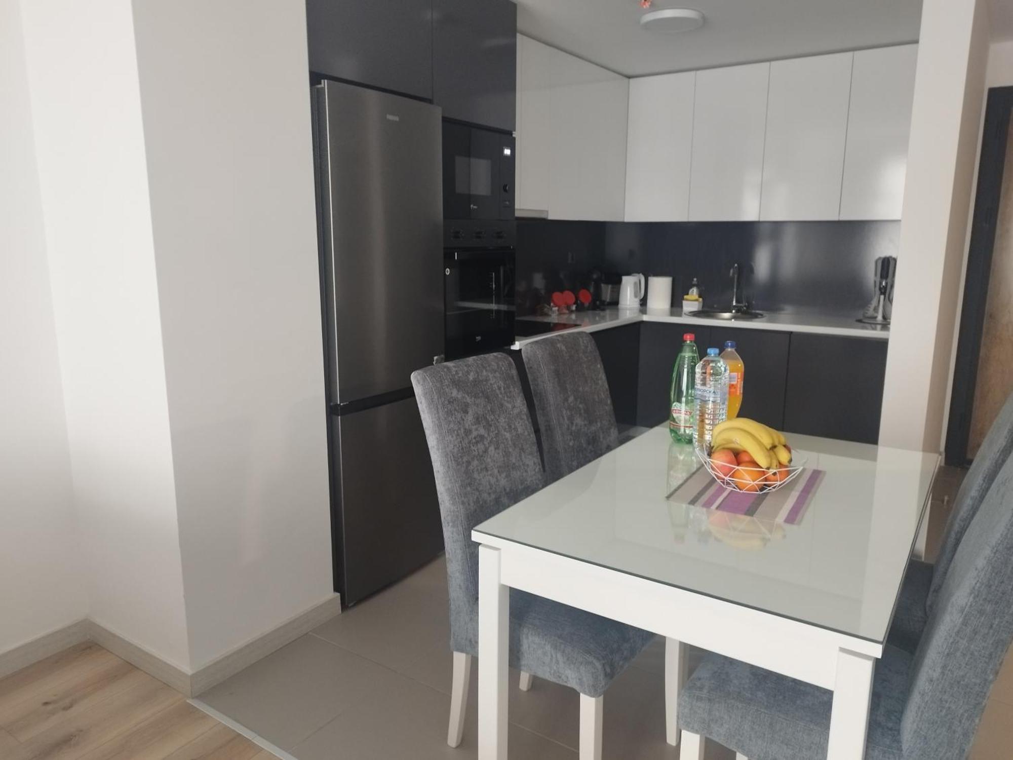 Skopje Sky City 19Th Floor Twin & 12Th Floor & 25Th & 33 Floor Apartments & With Pool & Spa & Gym & Parking Included In Price المظهر الخارجي الصورة