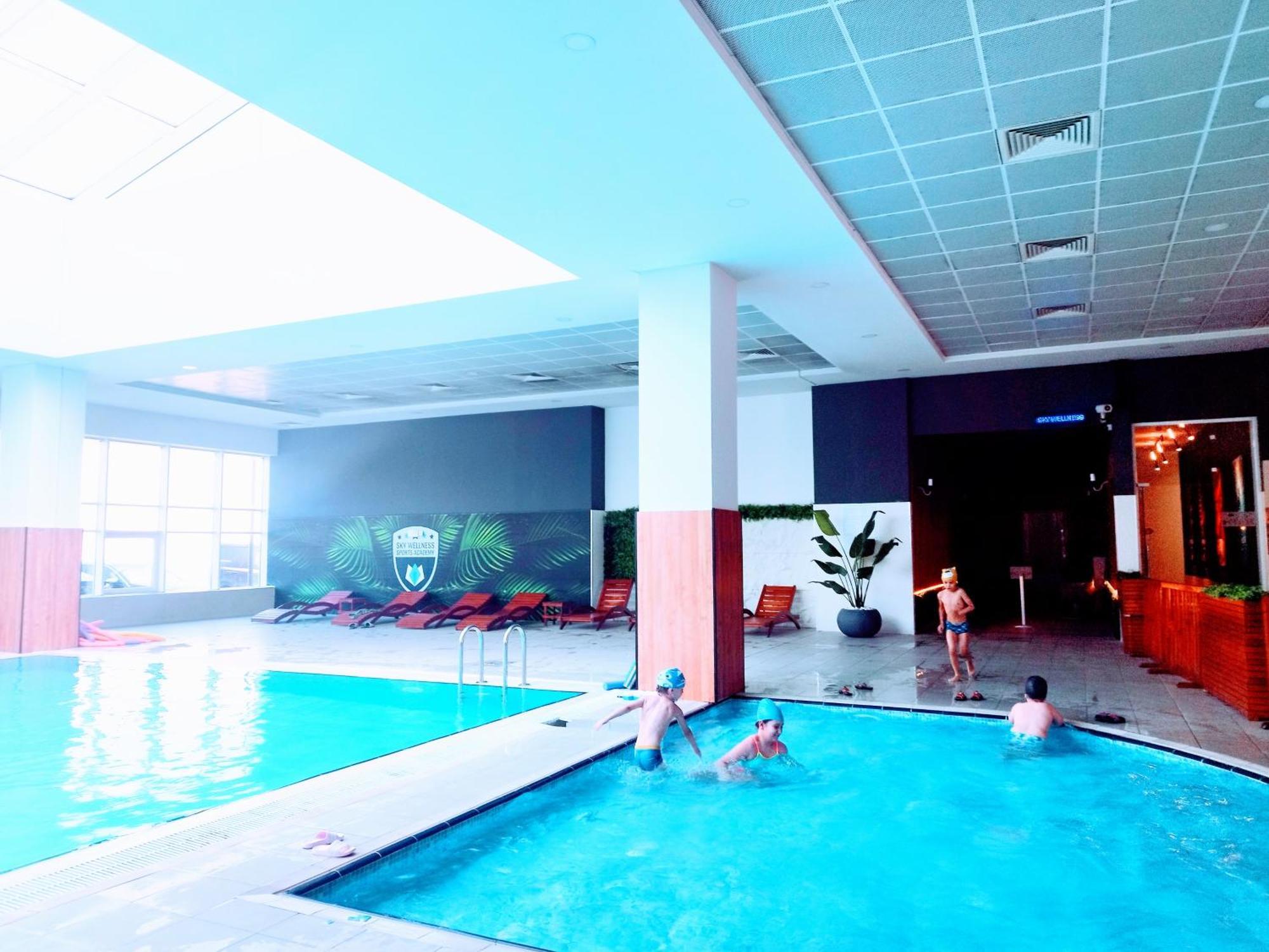 Skopje Sky City 19Th Floor Twin & 12Th Floor & 25Th & 33 Floor Apartments & With Pool & Spa & Gym & Parking Included In Price المظهر الخارجي الصورة