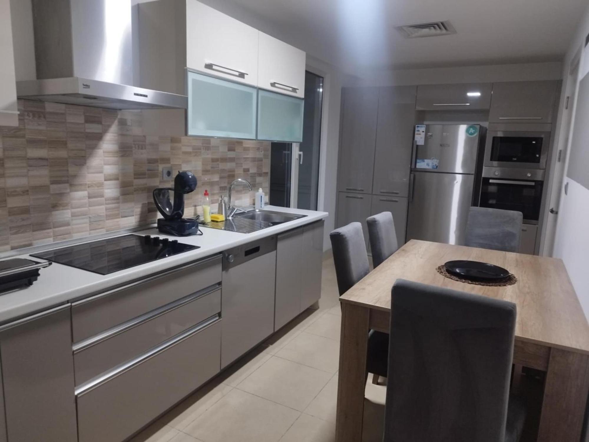 Skopje Sky City 19Th Floor Twin & 12Th Floor & 25Th & 33 Floor Apartments & With Pool & Spa & Gym & Parking Included In Price المظهر الخارجي الصورة